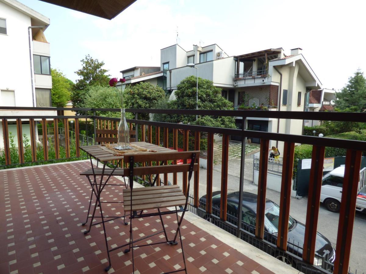 B&B Villa Montreux Rimini Dış mekan fotoğraf